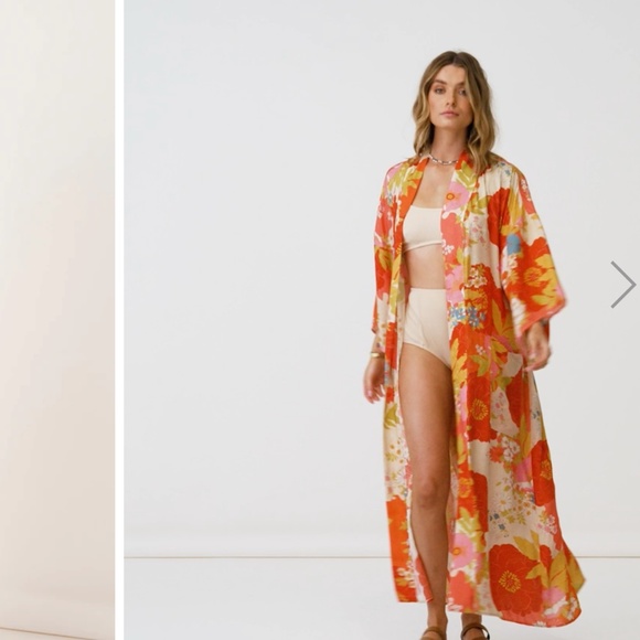 Spell Tyler Robe size SM - Picture 3 of 8